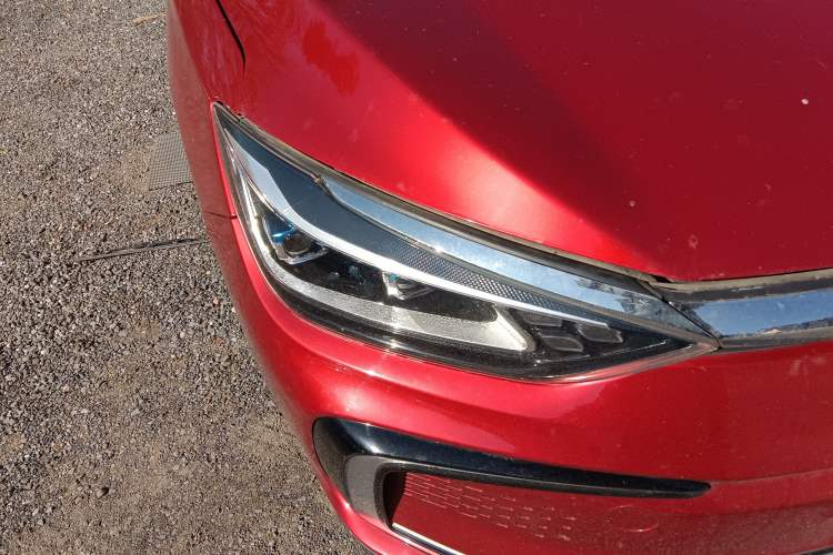 Used BAIC Beijing EU5 2018 R550 Smart Trend Edition Right Front Headlight