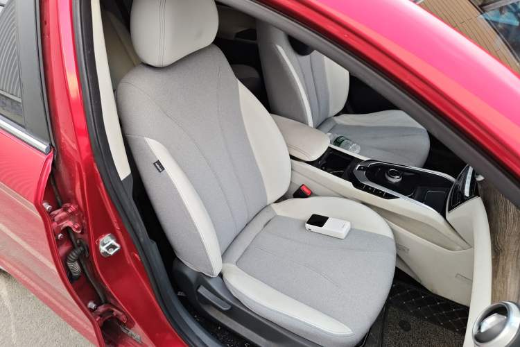 Used BAIC Beijing EU5 2018 R500 Smart Wind Edition Right Front Seat