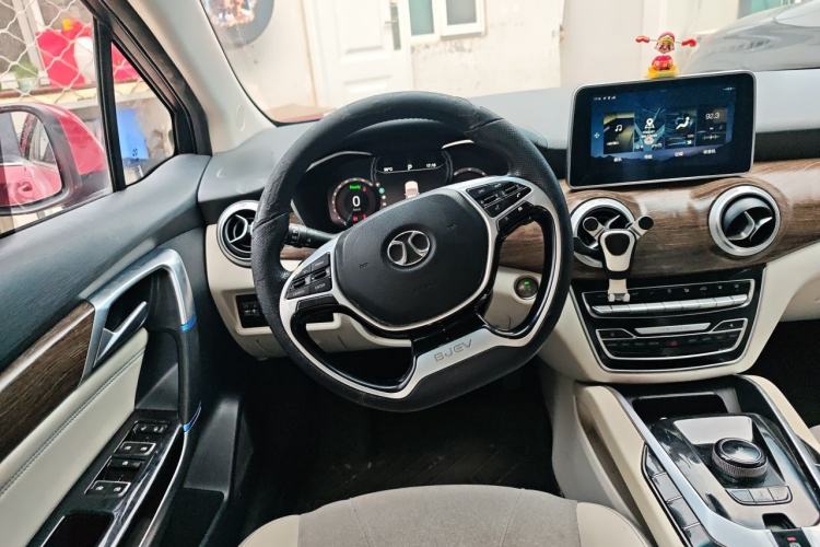 Used BAIC Beijing EU5 2018 R500 Smart Wind Edition Steering Wheel