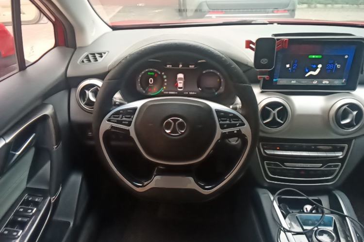 Used BAIC Beijing EU5 2018 R550 Smart Trend Edition Steering Wheel