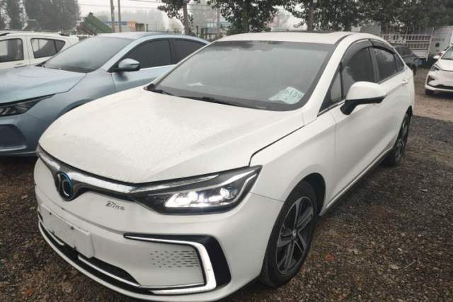 Used BAIC Beijing EU5 2018 R550 Smart Trend Edition