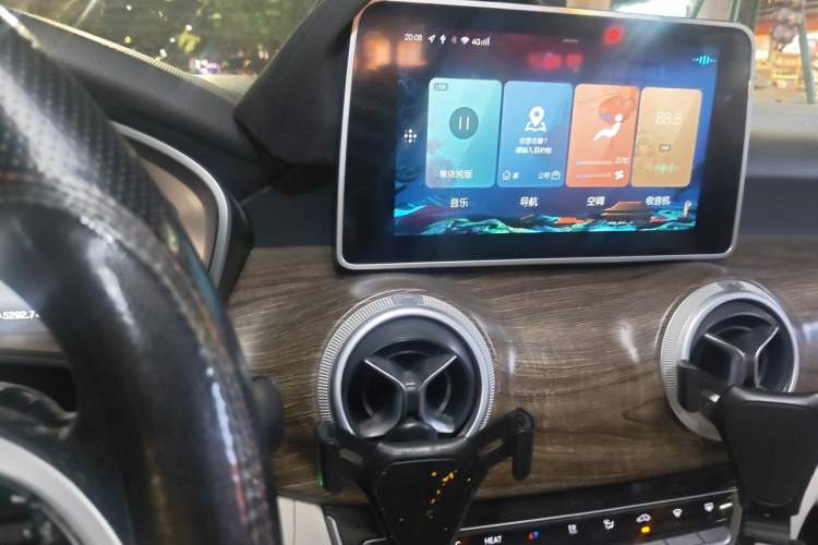 Used BAIC Beijing EU5 2018 R500 Smart Wind Edition Audio And AC Panel