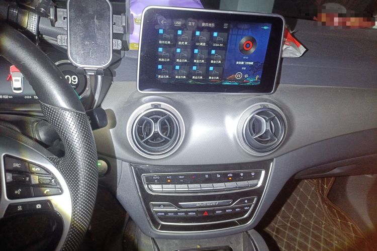Used BAIC Beijing EU5 2018 R550 Smart Trend Edition Audio And AC Panel