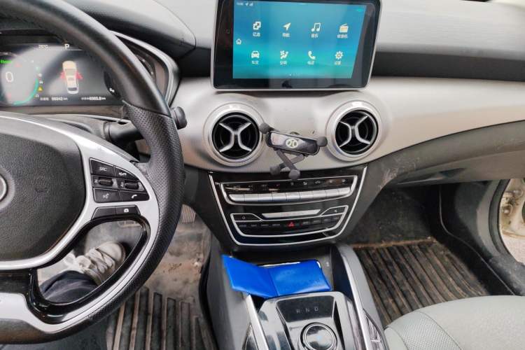 Used BAIC Beijing EU5 2018 R550 Smart Trend Edition Audio And AC Panel