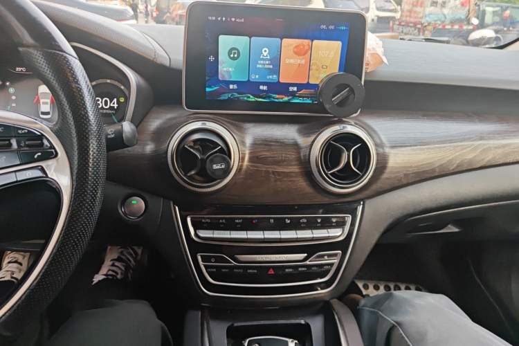 Used BAIC Beijing EU5 2018 R500 Smart Wind Edition Audio And AC Panel
