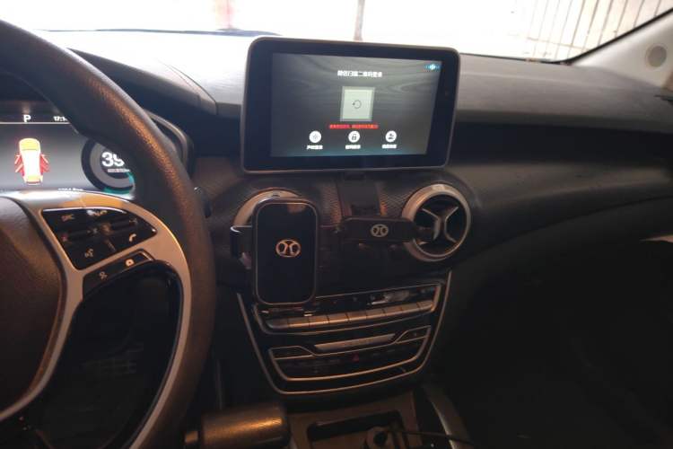 Used BAIC Beijing EU5 2018 R500 Smart Wind Edition Audio And AC Panel