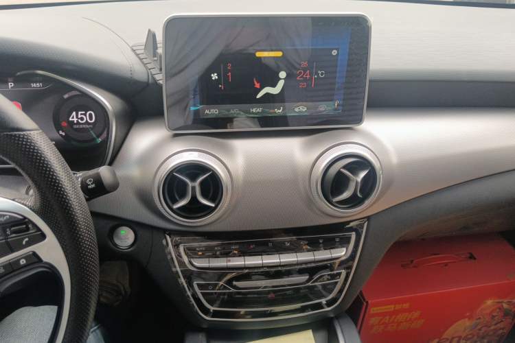 Used BAIC Beijing EU5 2018 R550 Smart Trend Edition Audio And AC Panel