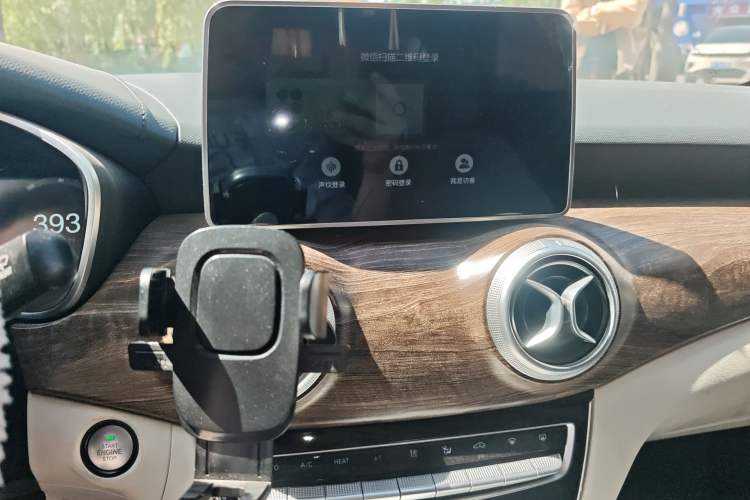 Used BAIC Beijing EU5 2018 R500 Smart Wind Edition Audio And AC Panel