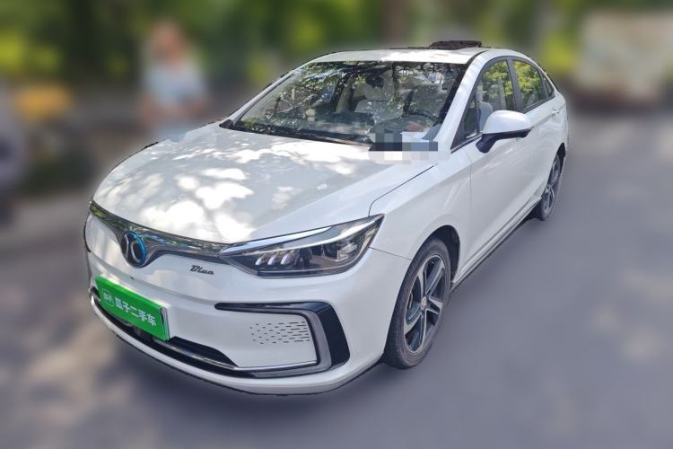 Used BAIC Beijing EU5 2018 R500 Smart Wind Edition Guazi used car, China used car export, Used car for sale, Used cars, Cheapest cars for sale