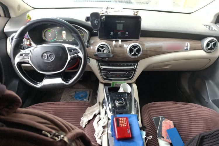 Used BAIC Beijing EU5 2018 R500 Smart Wind Edition Center Console