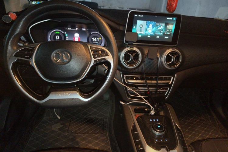 Used BAIC Beijing EU5 2018 R500 Smart Wind Edition Center Console