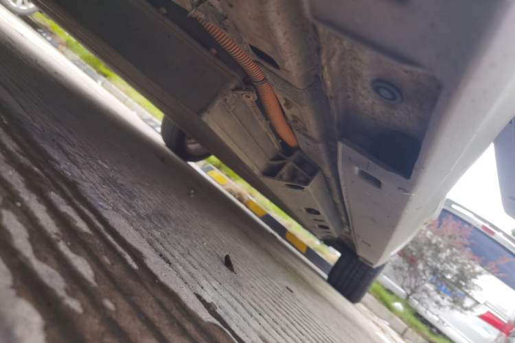Used BAIC Beijing EU5 2018 R500 Smart Wind Edition Chassis Front Left