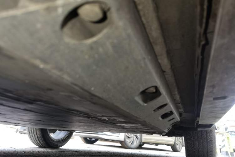 Used BAIC Beijing EU5 2018 R500 Smart Wind Edition Chassis Front Left