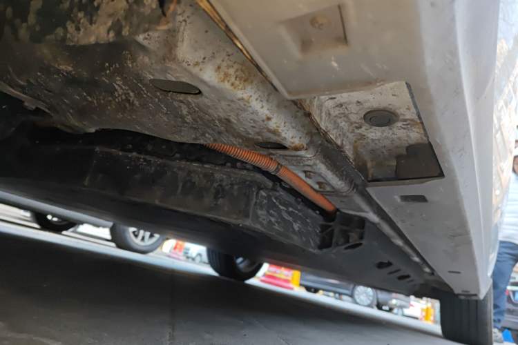 Used BAIC Beijing EU5 2018 R500 Smart Wind Edition Chassis Front Left