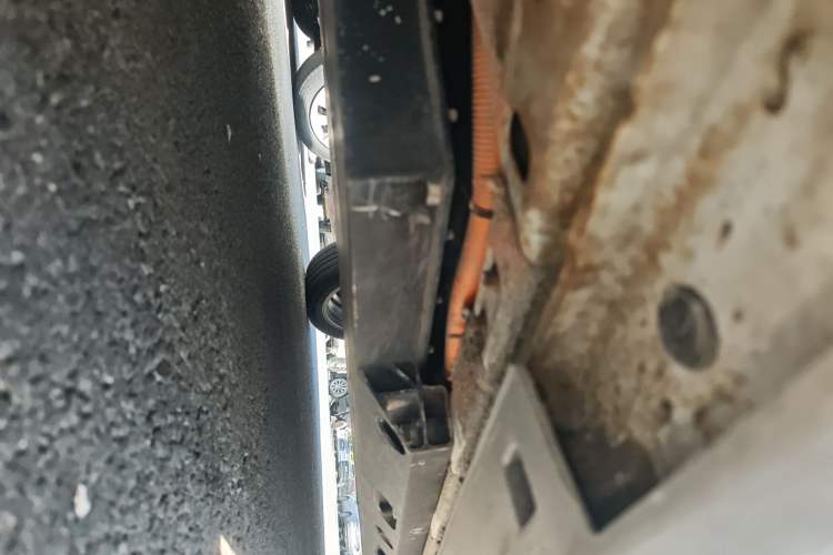 Used BAIC Beijing EU5 2018 R500 Smart Wind Edition Chassis Front Left