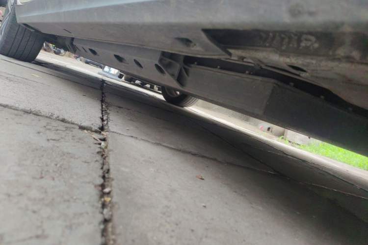 Used BAIC Beijing EU5 2018 R500 Smart Wind Edition Chassis Front Right