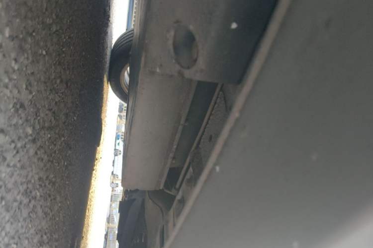 Used BAIC Beijing EU5 2018 R500 Smart Wind Edition Chassis Front Right