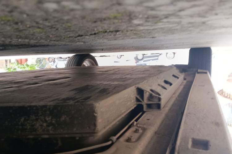 Used BAIC Beijing EU5 2018 R500 Smart Wind Edition Chassis Front Right
