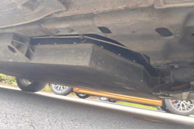 Used BAIC Beijing EU5 2018 R500 Smart Wind Edition Chassis Front Right