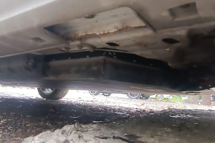 Used BAIC Beijing EU5 2018 R500 Smart Wind Edition Chassis Front Right