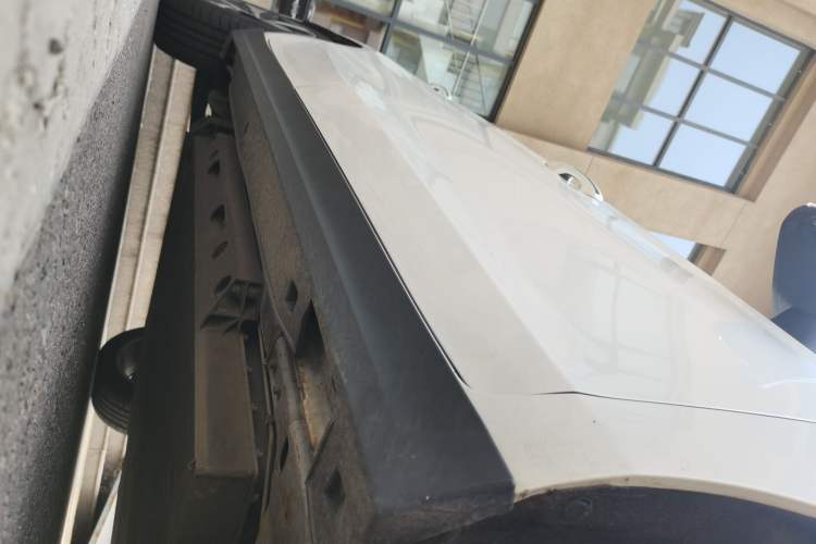 Used BAIC Beijing EU5 2018 R550 Smart Trend Edition Chassis Front Right