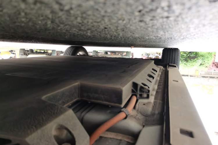Used BAIC Beijing EU5 2018 R500 Smart Wind Edition Chassis Rear Left
