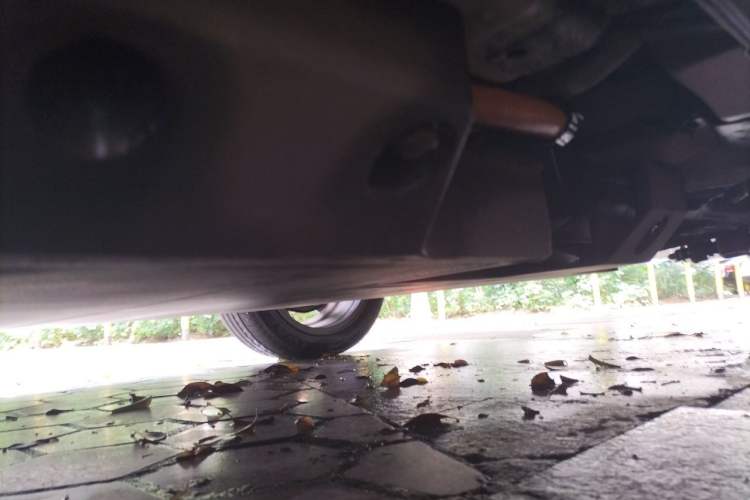 Used BAIC Beijing EU5 2018 R500 Smart Edition Chassis Rear Left