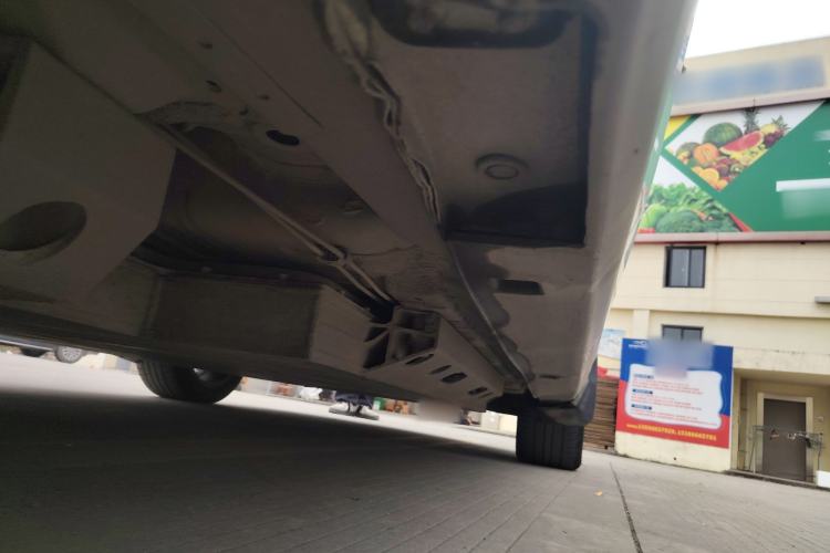 Used BAIC Beijing EU5 2018 R500 Smart Wind Edition Chassis Rear Right