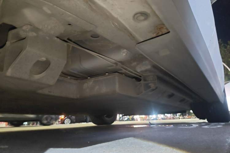 Used BAIC Beijing EU5 2018 R500 Smart Wind Edition Chassis Rear Right