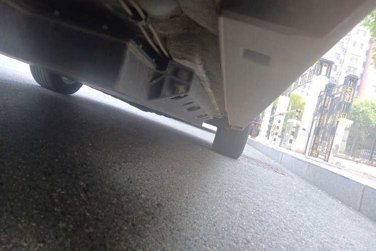 Used BAIC Beijing EU5 2018 R500 Smart Wind Edition Chassis Rear Right