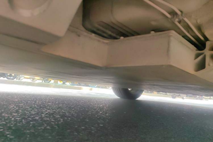 Used BAIC Beijing EU5 2018 R500 Smart Wind Edition Chassis Rear Right