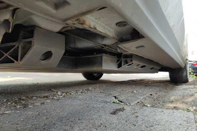 Used BAIC Beijing EU5 2018 R500 Smart Wind Edition Chassis Rear Right