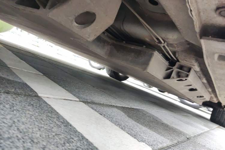 Used BAIC Beijing EU5 2018 R500 Smart Wind Edition Chassis Rear Right