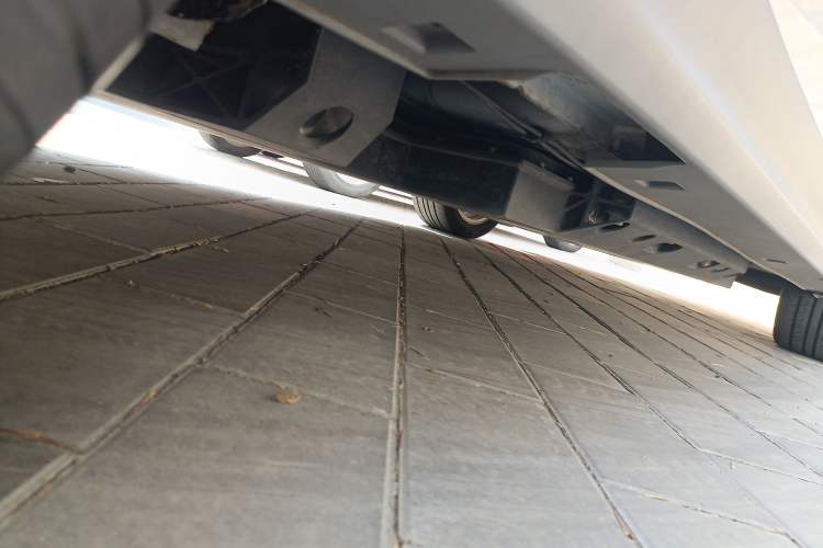 Used BAIC Beijing EU5 2018 R500 Smart Wind Edition Chassis Rear Right