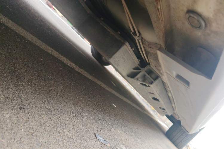 Used BAIC Beijing EU5 2018 R500 Smart Wind Edition Chassis Rear Right