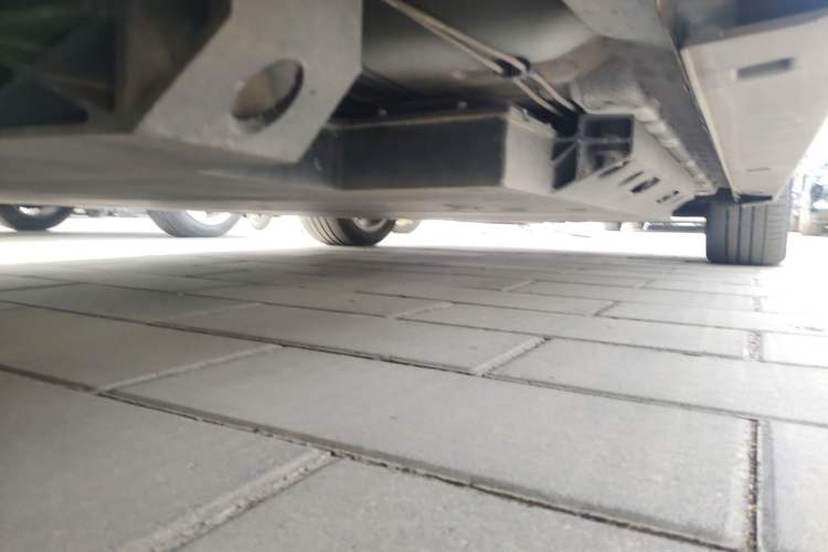 Used BAIC Beijing EU5 2018 R500 Smart Wind Edition Chassis Rear Right