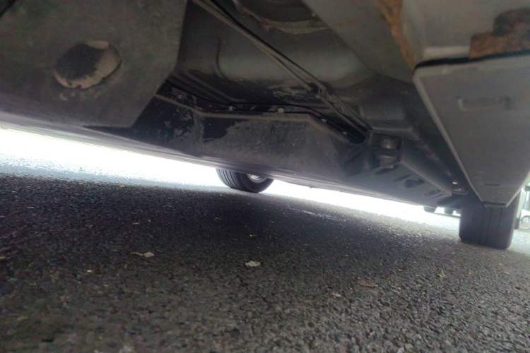 Used BAIC Beijing EU5 2018 R500 Smart Edition Chassis Rear Right