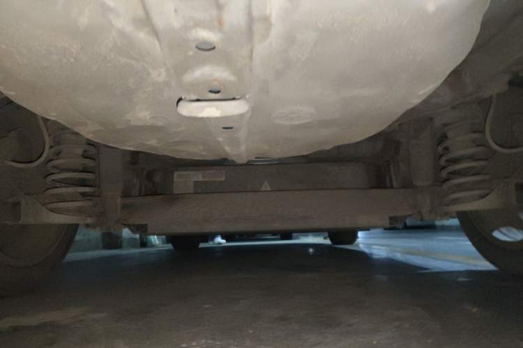 Used BAIC Beijing EU5 2018 R500 Smart Wind Edition Chassis Rear