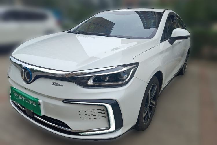 Used BAIC Beijing EU5 2018 R550 Smart Trend Edition Guazi used car, China used car export, Used car for sale, Used  cars, Cheapest cars for sale