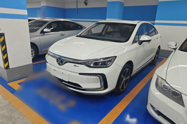 Used BAIC Beijing EU5 2018 R550 Smart Trend Edition