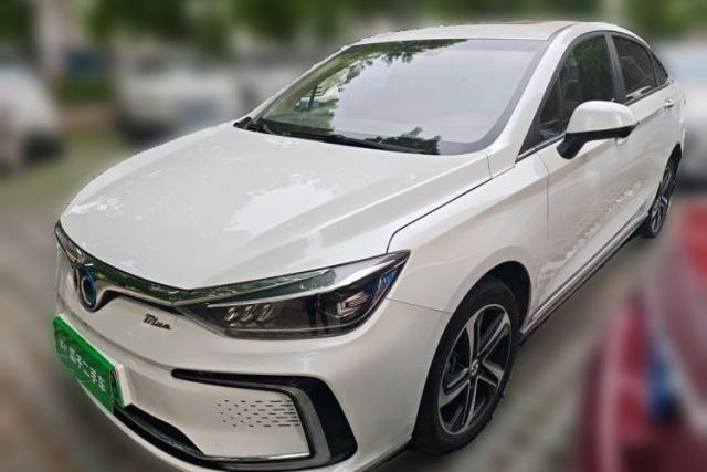 Used BAIC Beijing EU5 2018 R500 Smart Edition