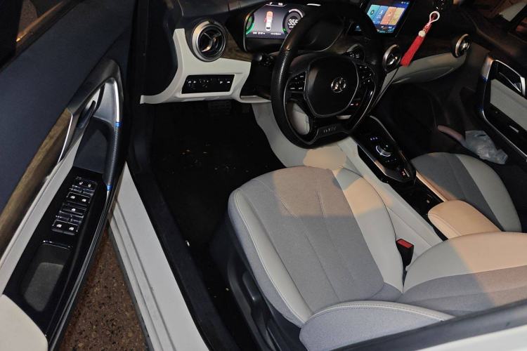 Used BAIC Beijing EU5 2018 R500 Smart Wind Edition Driver Seat