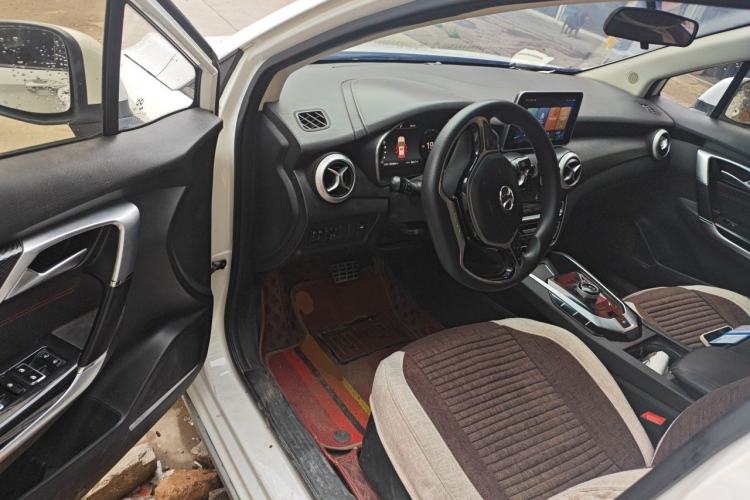 Used BAIC Beijing EU5 2018 R500 Smart Wind Edition Driver Seat