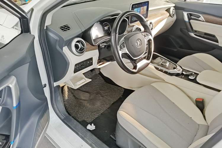 Used BAIC Beijing EU5 2018 R500 Smart Wind Edition Driver Seat