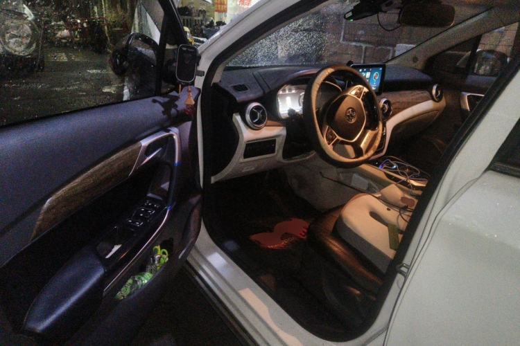 Used BAIC Beijing EU5 2018 R500 Smart Wind Edition Driver Seat