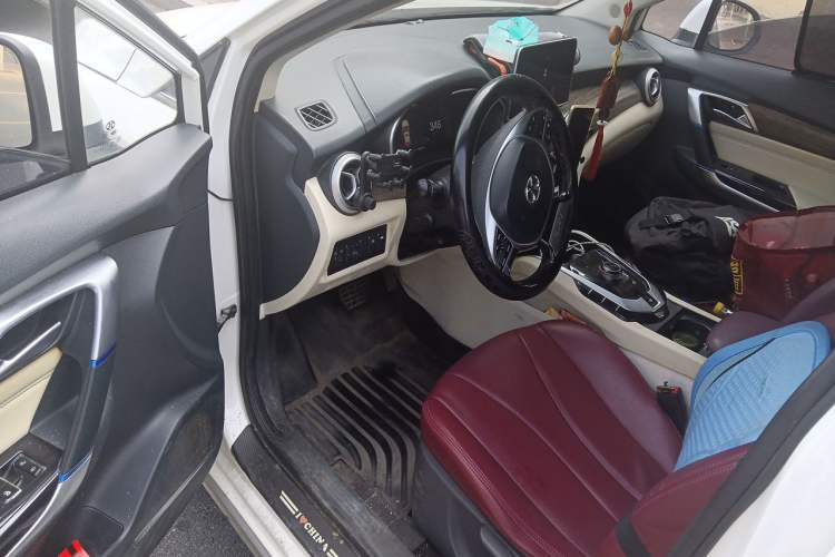 Used BAIC Beijing EU5 2018 R500 Smart Wind Edition Driver Seat