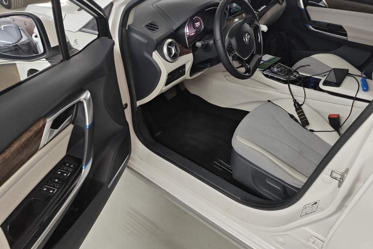 Used BAIC Beijing EU5 2018 R500 Smart Wind Edition Driver Seat