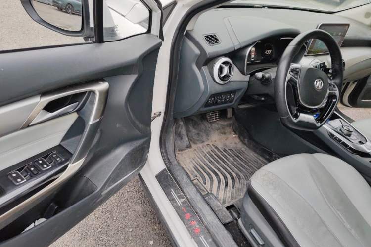 Used BAIC Beijing EU5 2018 R550 Smart Trend Edition Driver Seat
