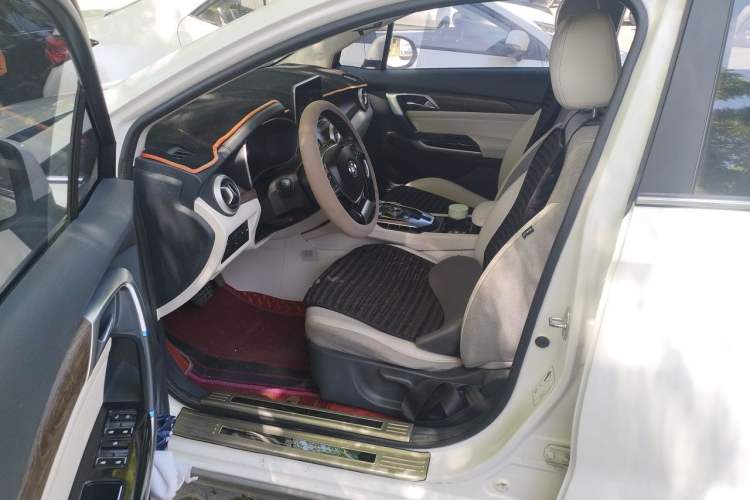 Used BAIC Beijing EU5 2018 R500 Smart Wind Edition Driver Seat