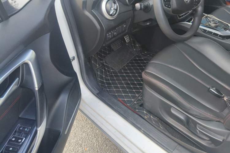 Used BAIC Beijing EU5 2018 R500 Smart Wind Edition Driver Seat